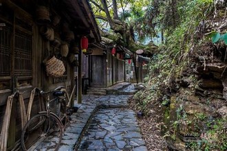 给八岁小男孩洗淋浴视频